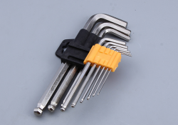 �����ǰ���֮��������˿�����췽��